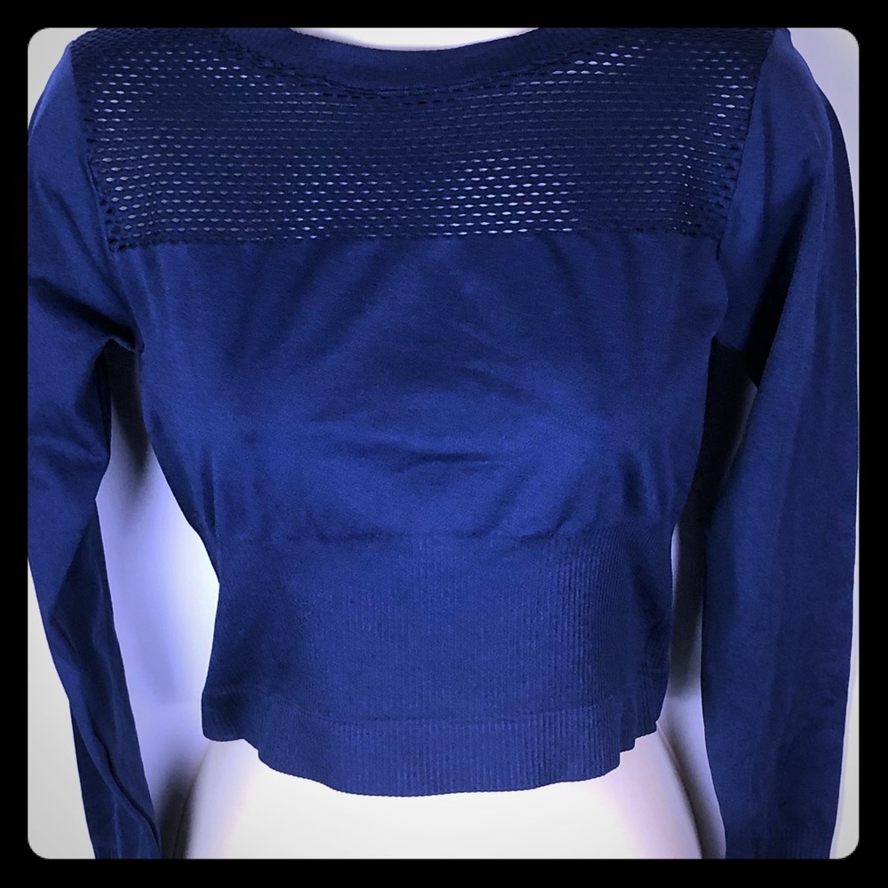 Yelete Brand  yoga athliesure top